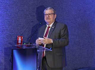 Governador João Azevedo